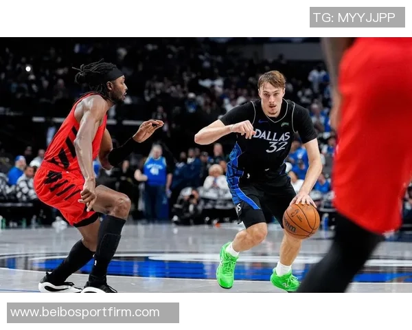 弗拉格转型小前锋表现出色场均数据全面超越控卫角色 弗拉格转型小前锋表现出色场均数据全面超越控卫角色