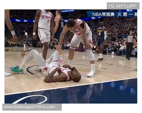 哈达威被阿门犯规引争议KD称队友认为是自我绊倒所致