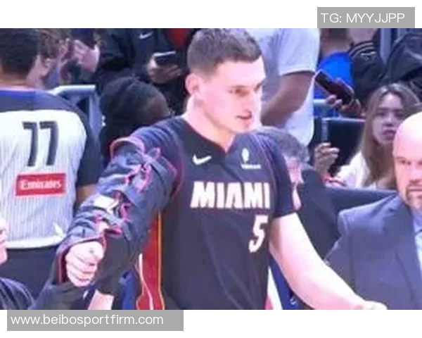 约维奇重摔受伤退场X光检查结果无异常明日将进行MRI检查评估伤情