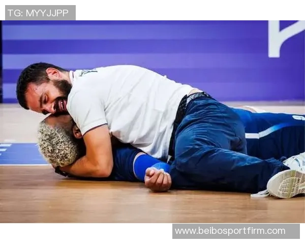 拉拉维亚解析卢卡领导魅力让人自发追随的深厚影响力