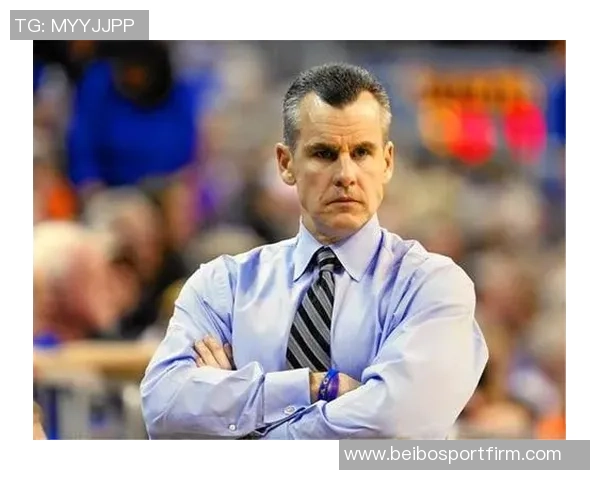 卡利亚库珀30分表现抢眼却因犯规离场球队遭遇失利令人惋惜